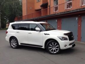 Infiniti QX56, 2012