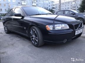 Volvo S60, 2004