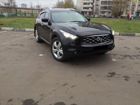 Infiniti FX37, 2011