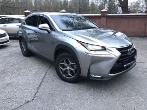 Lexus NX, 2016