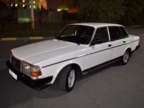 Volvo 240, 1992