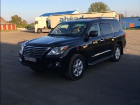 Lexus LX, 2011