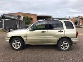 Suzuki Escudo, 1998