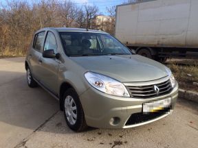 Renault Sandero, 2013