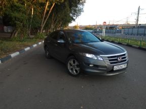 Honda Crosstour, 2011