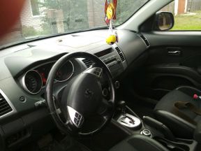 Peugeot 4007, 2008