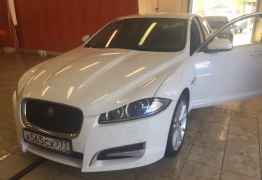 Jaguar XF, 2014