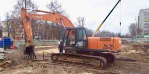 Hitachi ZX240LC