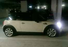 MINI Cooper S, 2012