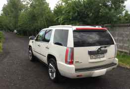 Cadillac Escalade, 2009