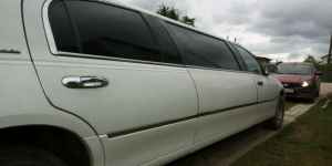 Lincoln Town Car, 2000