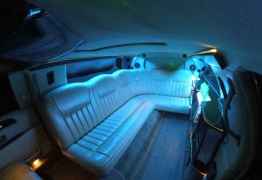 Lincoln Town Car, 2003