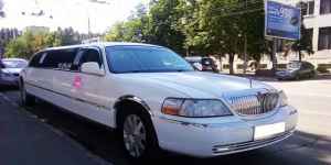 Lincoln Town Car, 2003