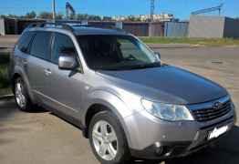 Subaru Forester, 2010