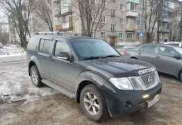 Nissan Pathfinder, 2011