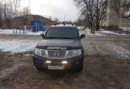 Nissan Pathfinder, 2011