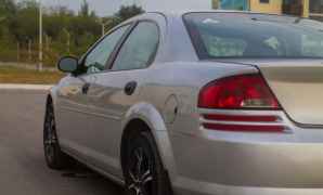 Dodge Stratus, 2004