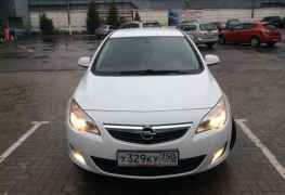 Opel Astra, 2012