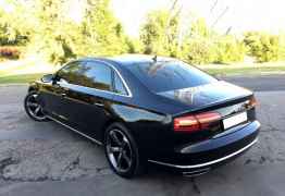 Audi A8, 2013