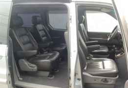 KIA Carnival, 2003