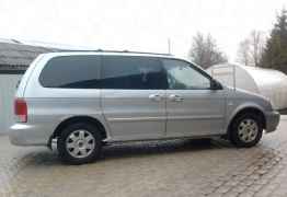 KIA Carnival, 2003