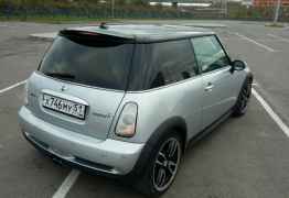 MINI Cooper S, 2003