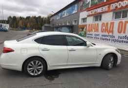 Infiniti M37, 2011