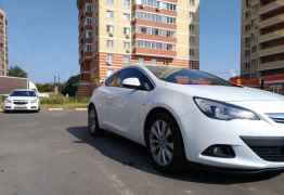 Opel Astra GTC, 2013