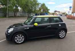 MINI Cooper S, 2013