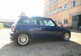 MINI Cooper, 2005