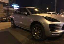 Porsche Macan Turbo, 2015 Porsche Macan Turbo, 2015