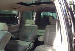 Nissan Elgrand, 2001