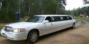 Lincoln Town Car, 2003