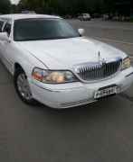 Lincoln Town Car, 2003