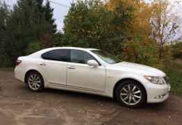 Lexus LS, 2008