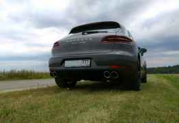 Porsche Macan Turbo, 2015