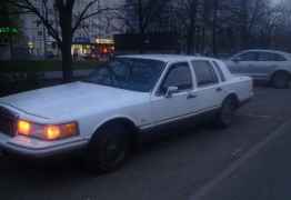 Lincoln Town Car, 1991