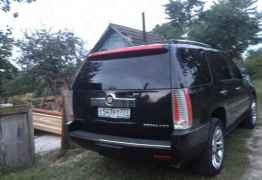 Cadillac Escalade, 2013