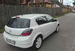 Opel Astra, 2010