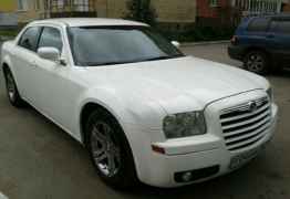 Chrysler 300C, 2004