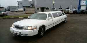 Lincoln Town Car, 2003