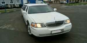 Lincoln Town Car, 2003