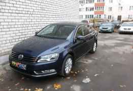 Volkswagen Passat, 2011