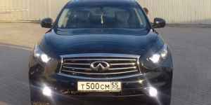 Infiniti FX50, 2010