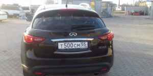 Infiniti FX50, 2010