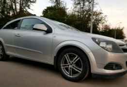 Opel Astra GTC, 2010