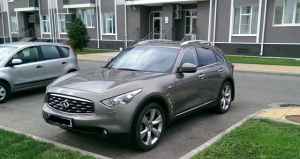 Infiniti FX35, 2009