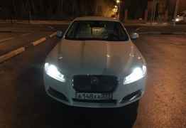 Jaguar XF, 2012