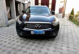 Infiniti FX37, 2011