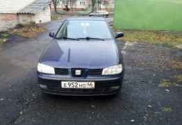 SEAT Cordoba, 2000